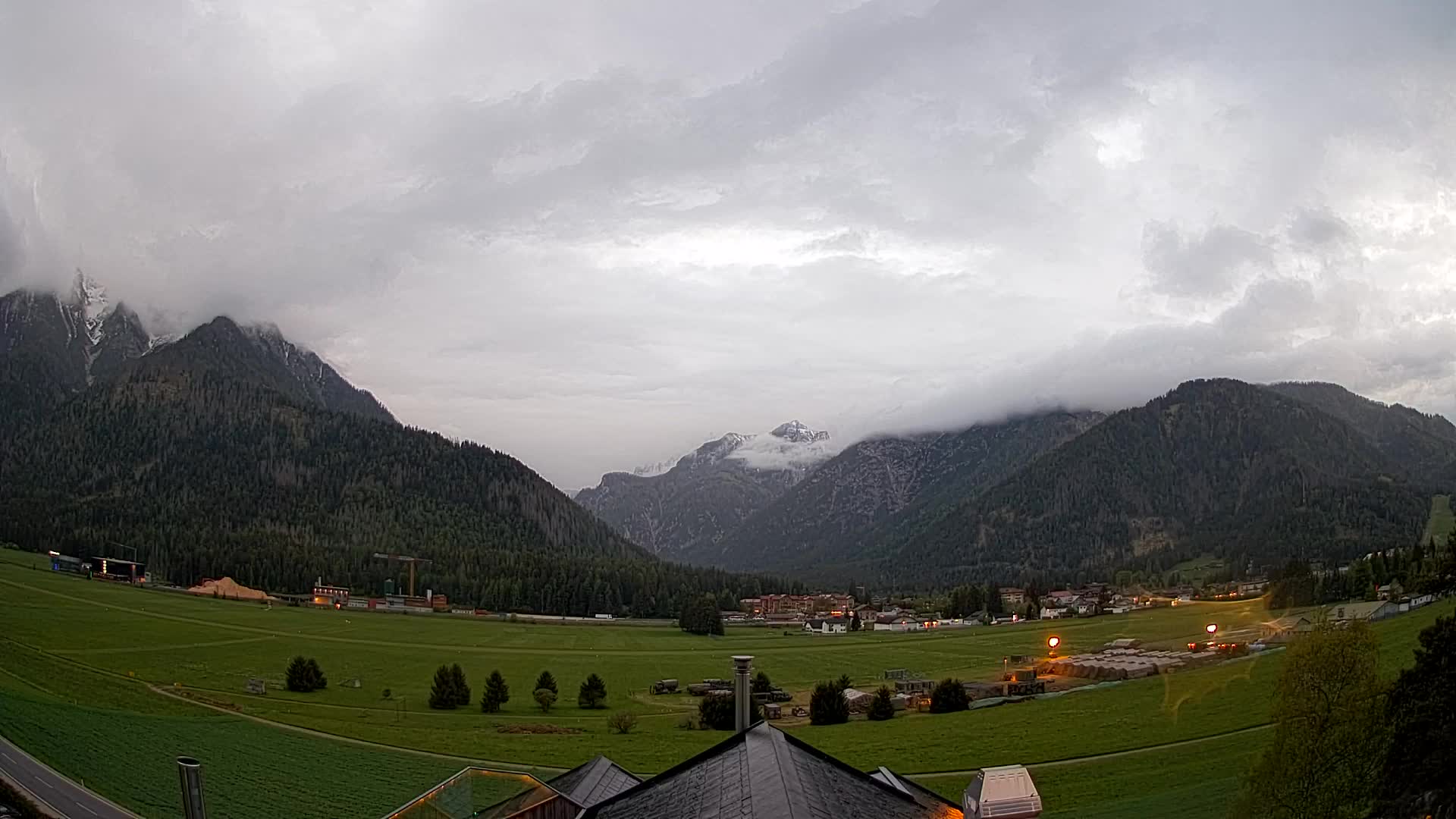 Webcam Dobbiaco Dolomiti – Vista dall’Hotel Rosengarten