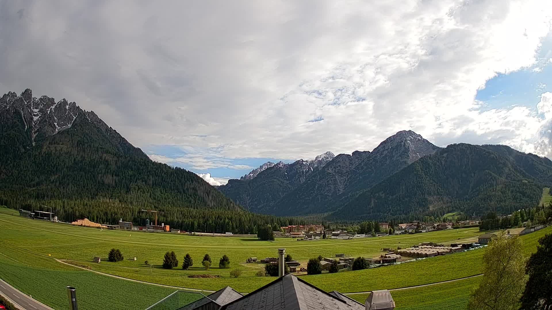 Webcam Dobbiaco Dolomiti – Vista dall’Hotel Rosengarten