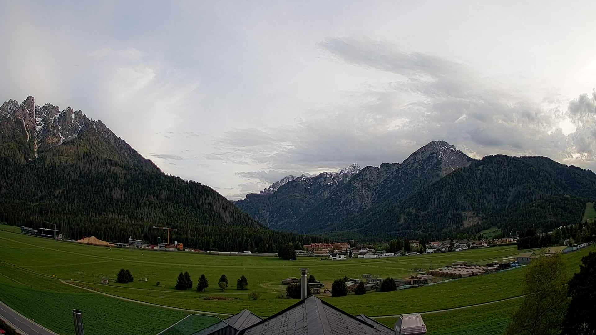 Webcam Dobbiaco Dolomiti – Vista dall’Hotel Rosengarten