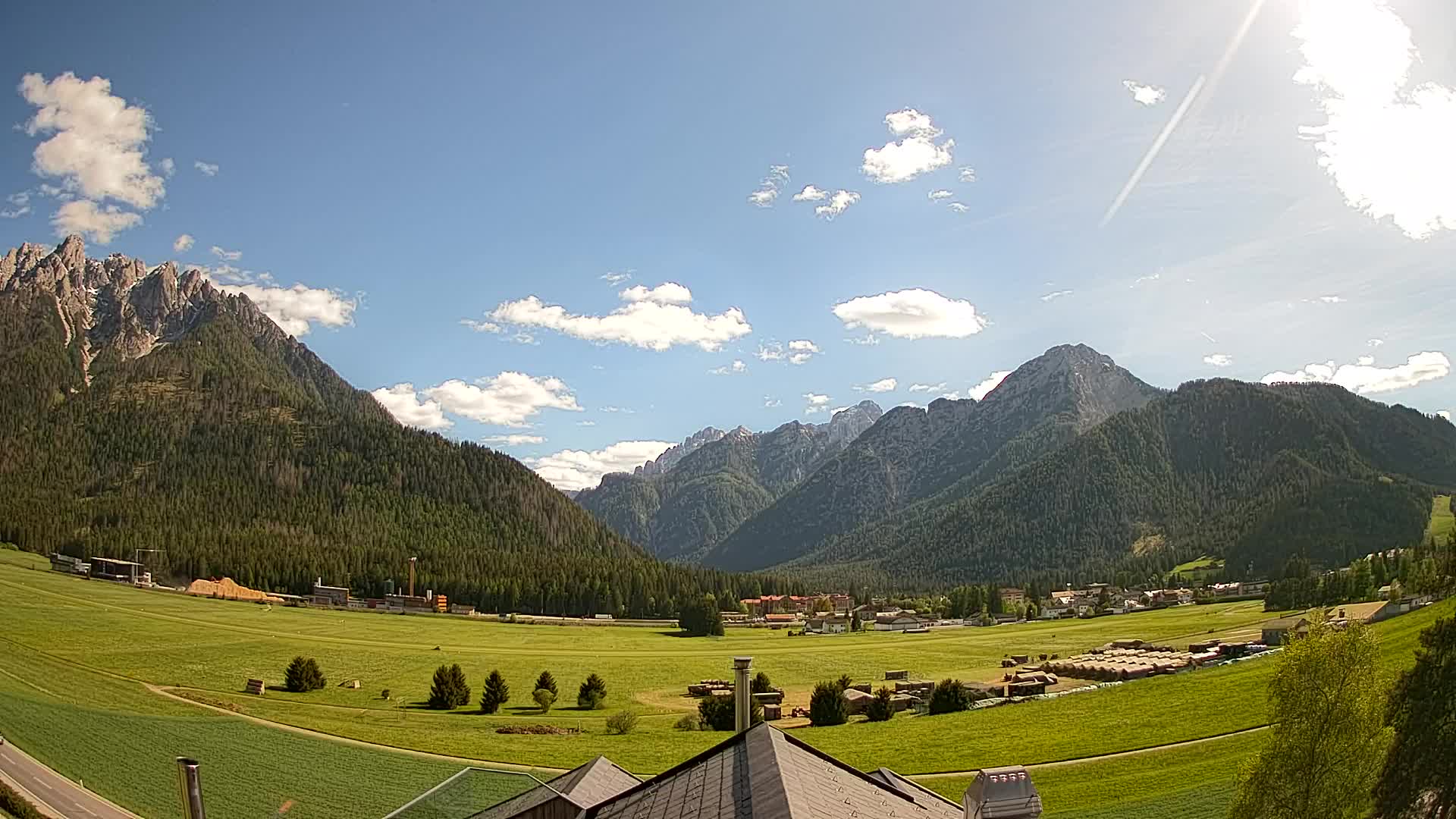 Webcam Toblach Dolomites – View from Hotel Rosengarten