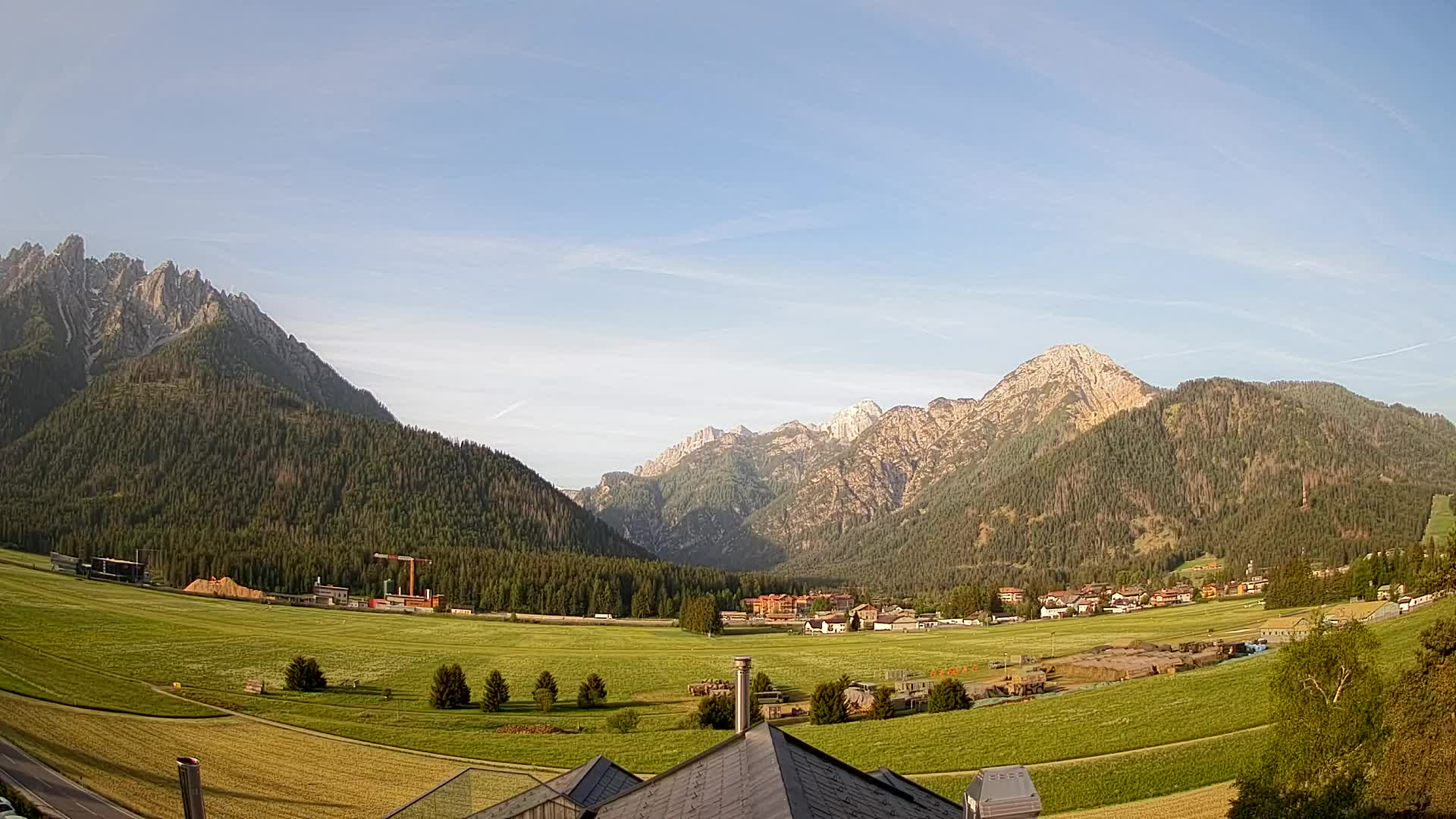 Webcam Toblach Dolomites – View from Hotel Rosengarten