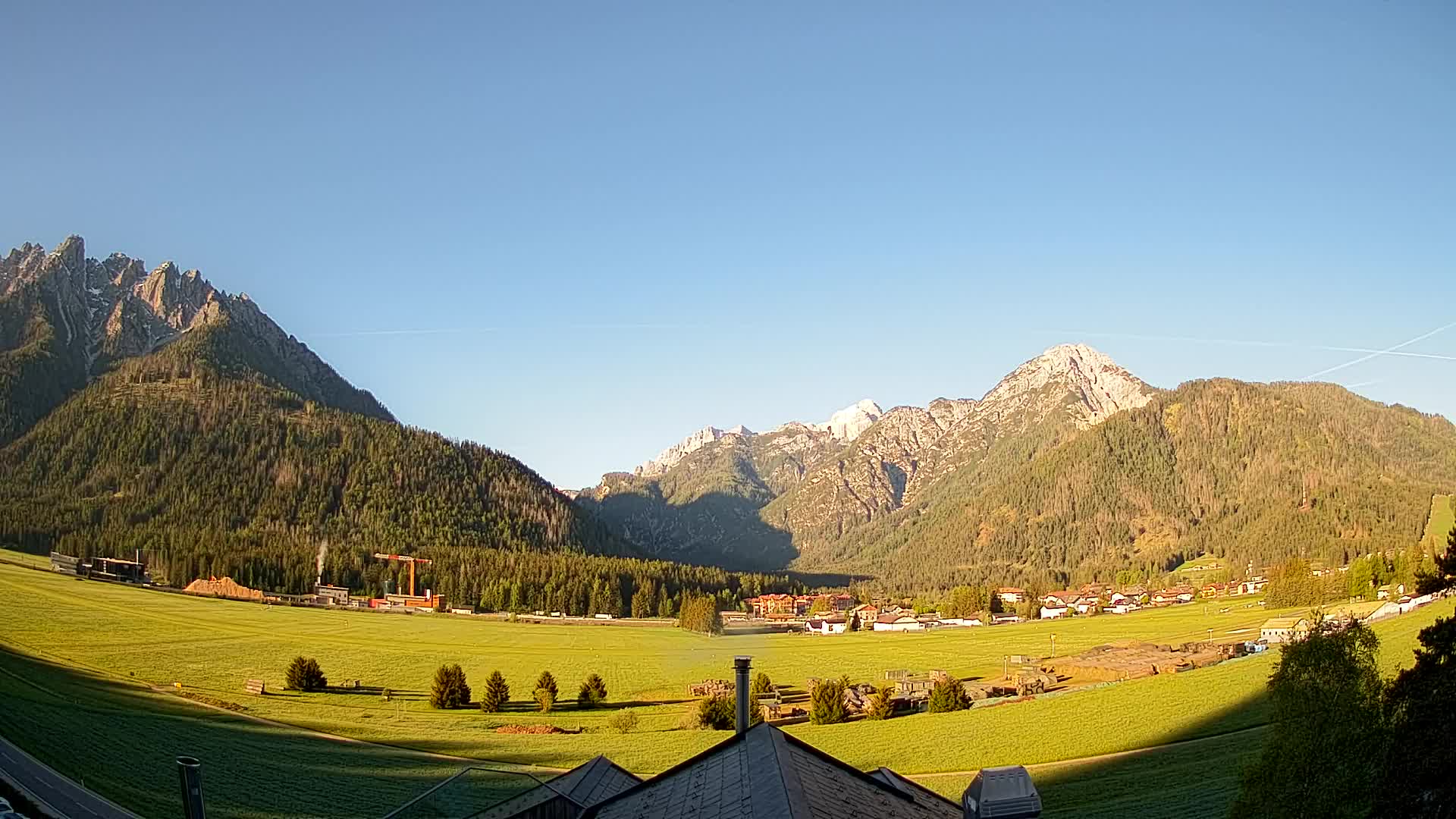 Webcam Toblach Dolomites – View from Hotel Rosengarten