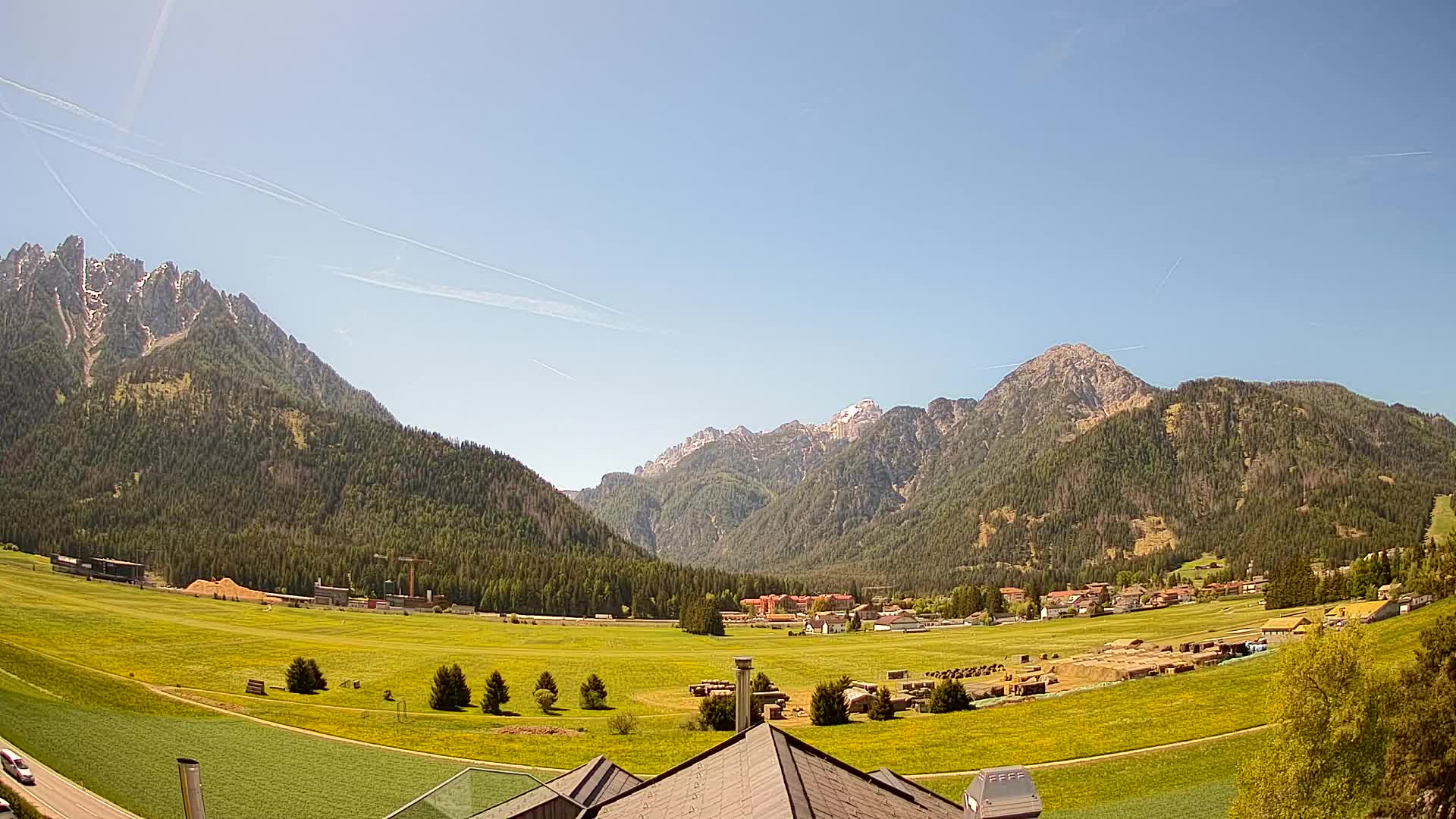 Spletna kamera Toblach Dolomiti – Pogled iz hotela Rosengarten