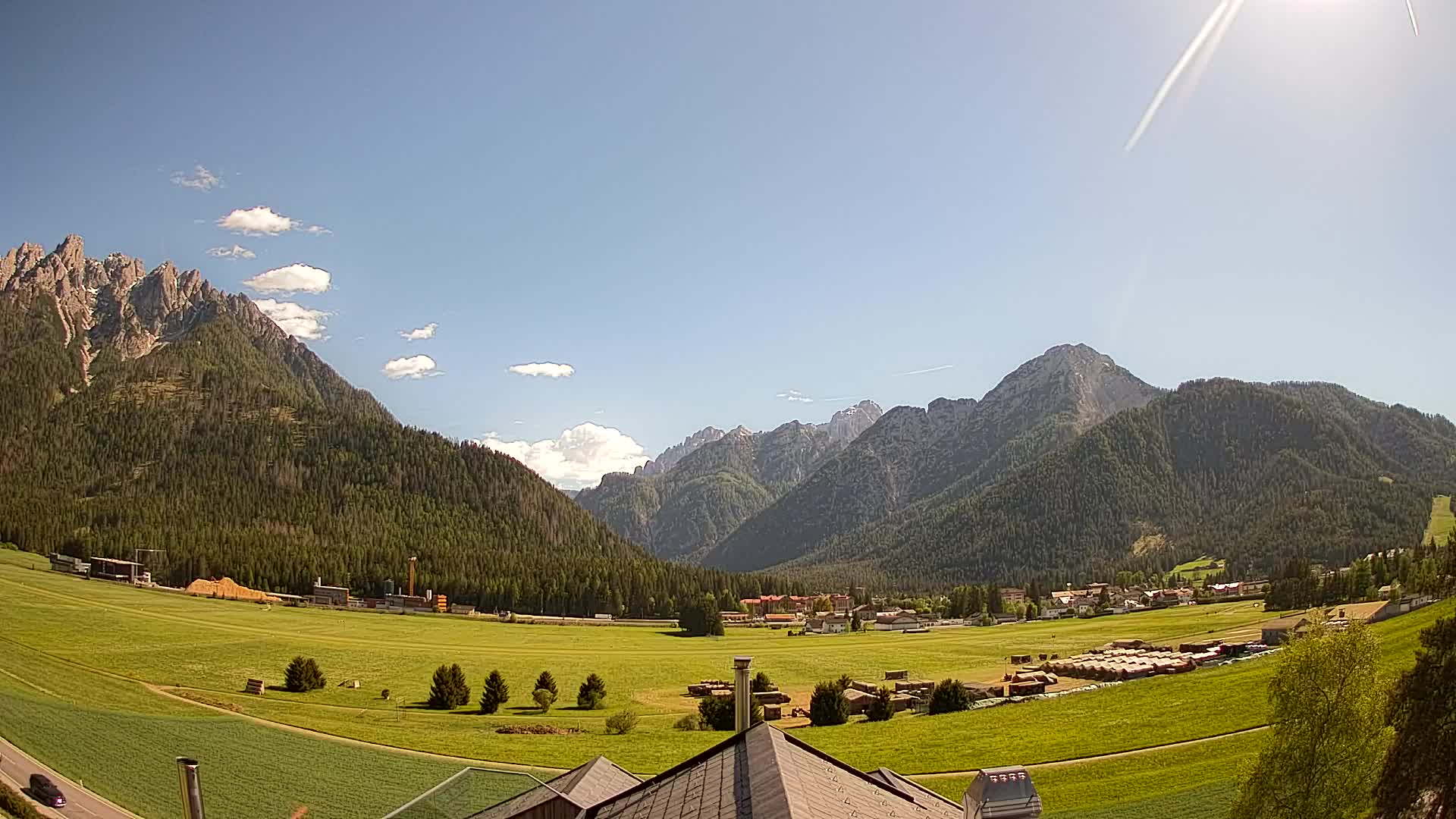 Spletna kamera Toblach Dolomiti – Pogled iz hotela Rosengarten