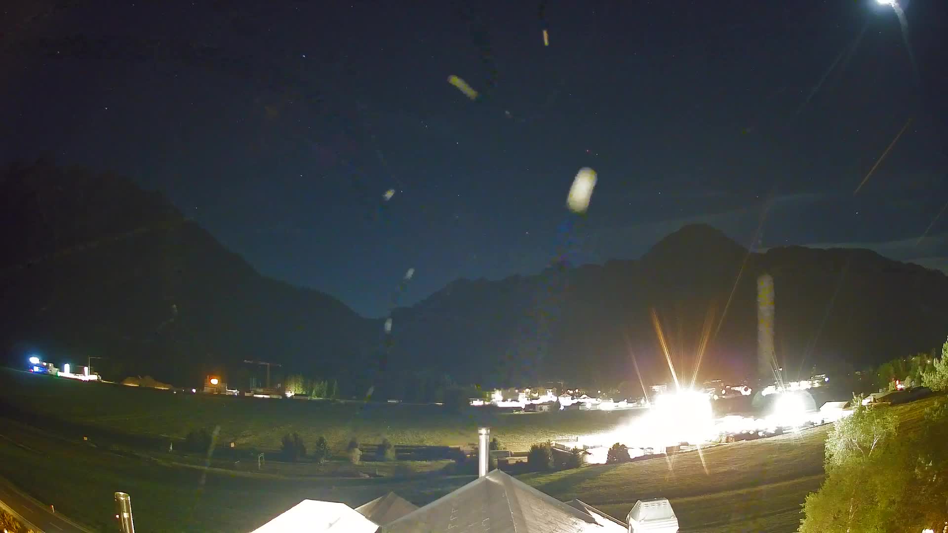 Spletna kamera Toblach Dolomiti – Pogled iz hotela Rosengarten