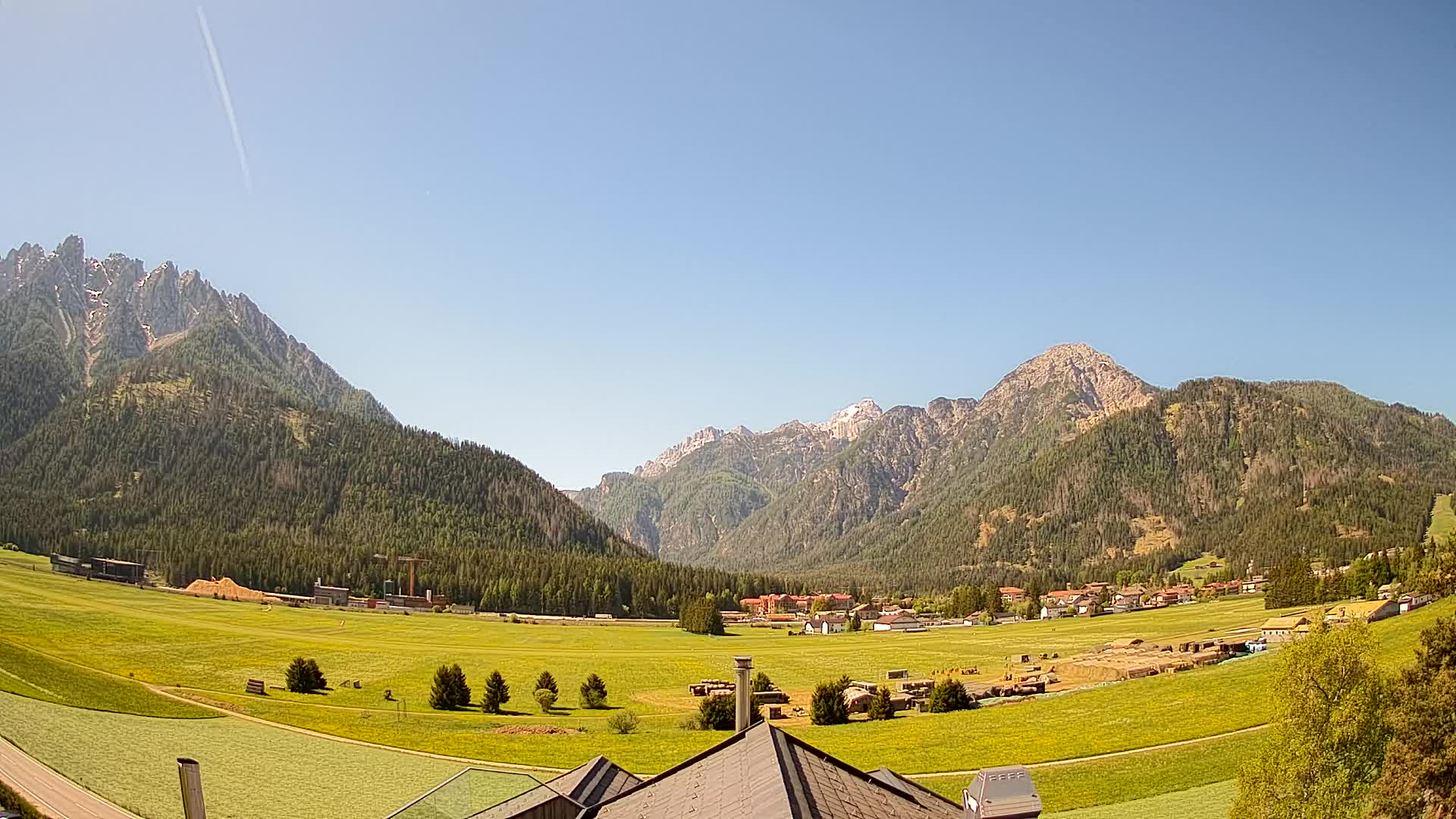 Webcam Toblach Dolomites – View from Hotel Rosengarten