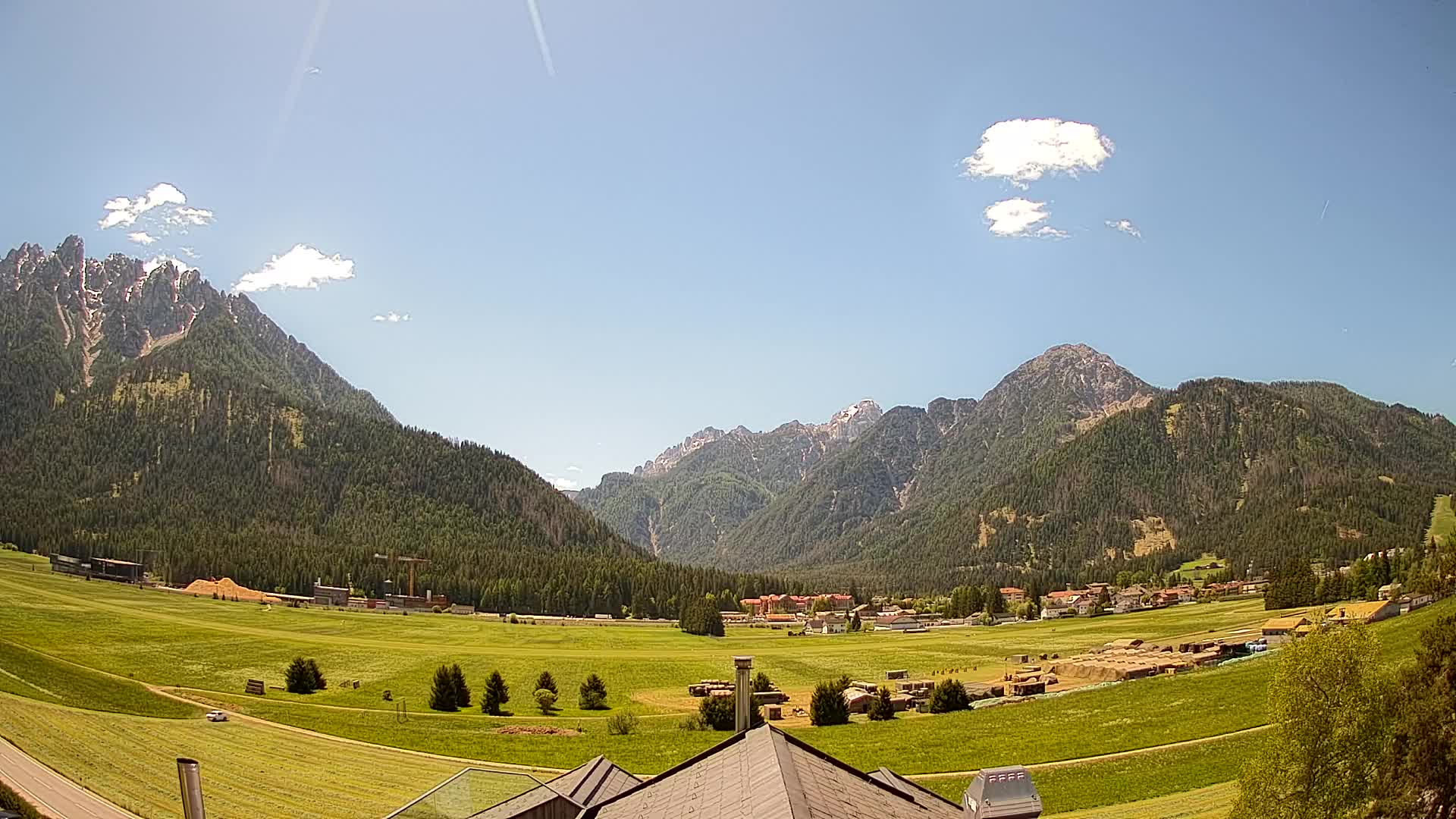 Webcam Toblach Dolomites – View from Hotel Rosengarten
