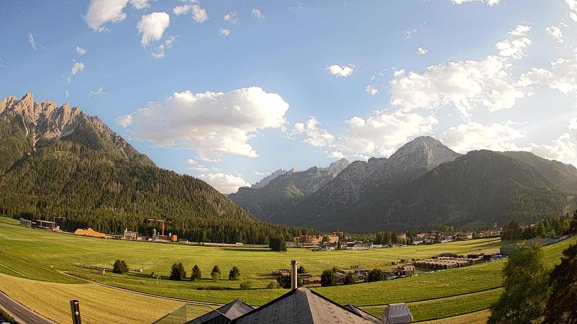 Webcam Dobbiaco Dolomiti – Vista dall’Hotel Rosengarten