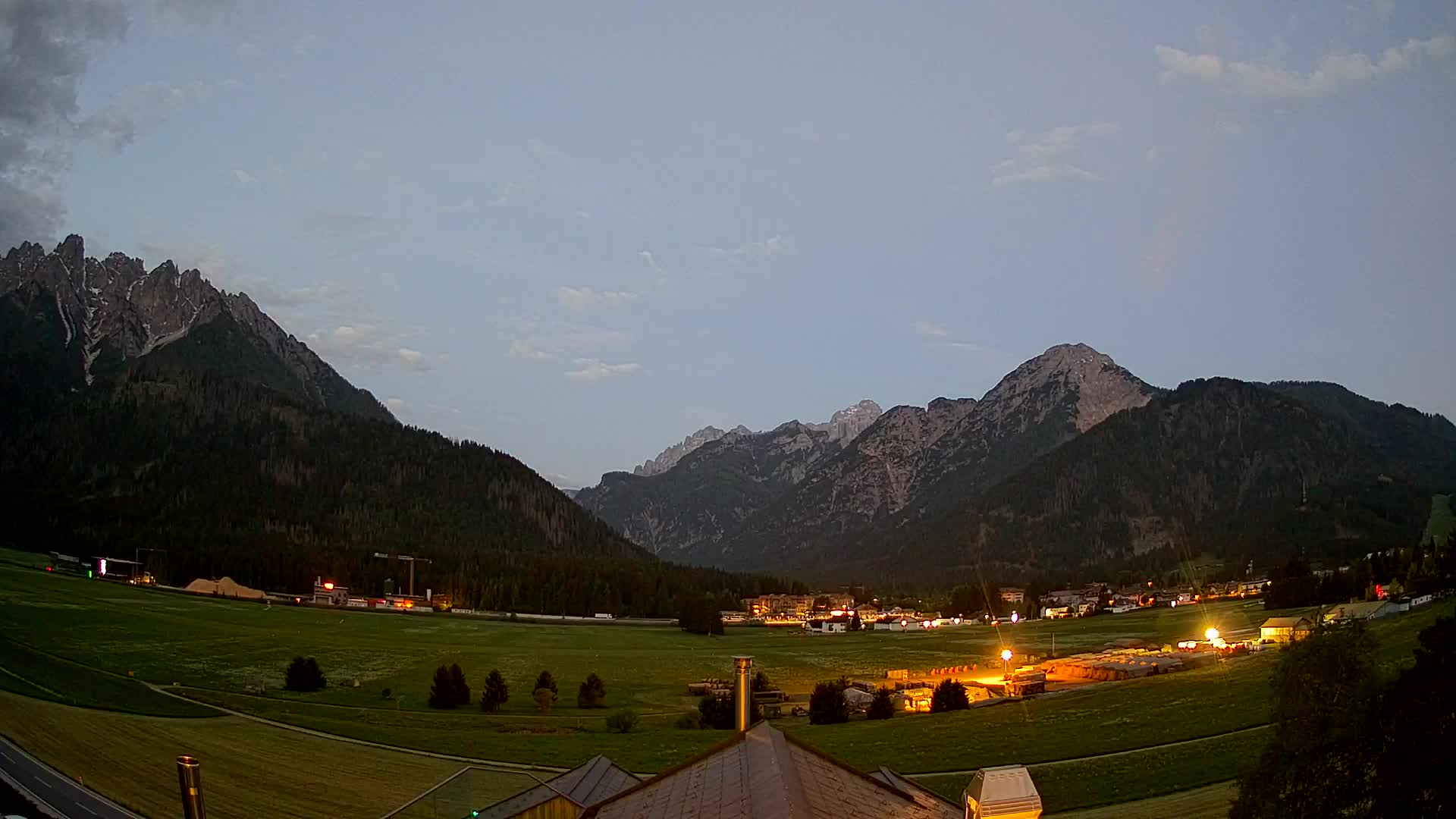 Webcam Toblach Dolomites – View from Hotel Rosengarten