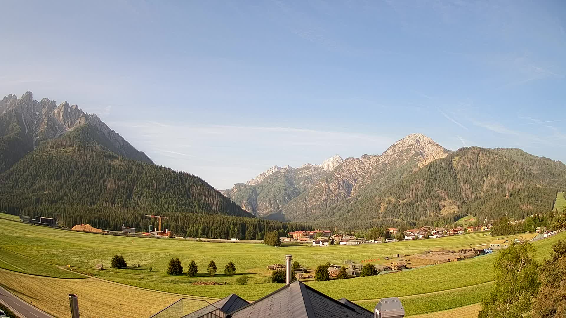 Webcam Toblach Dolomites – View from Hotel Rosengarten