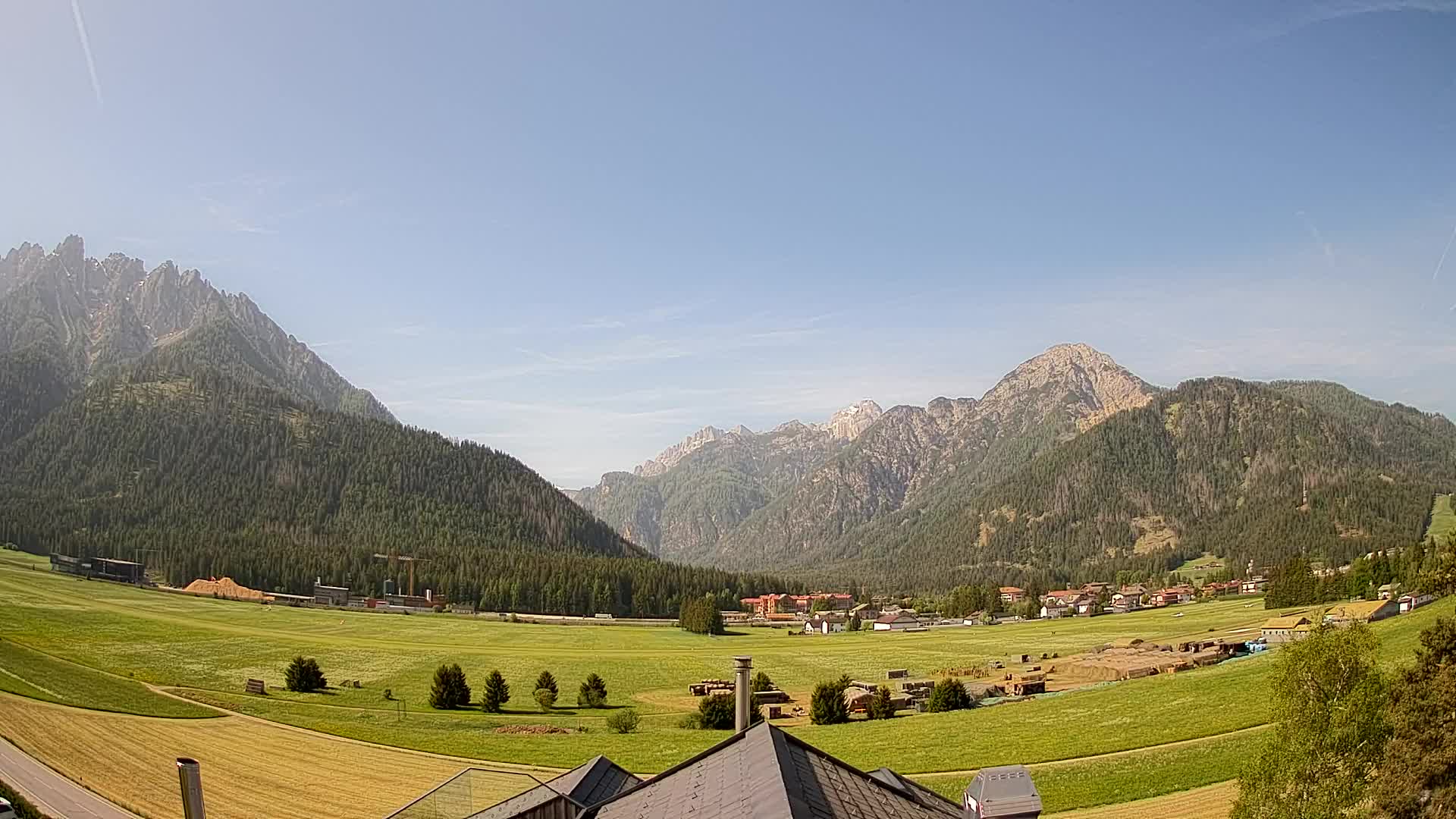 Webcam Toblach Dolomites – View from Hotel Rosengarten