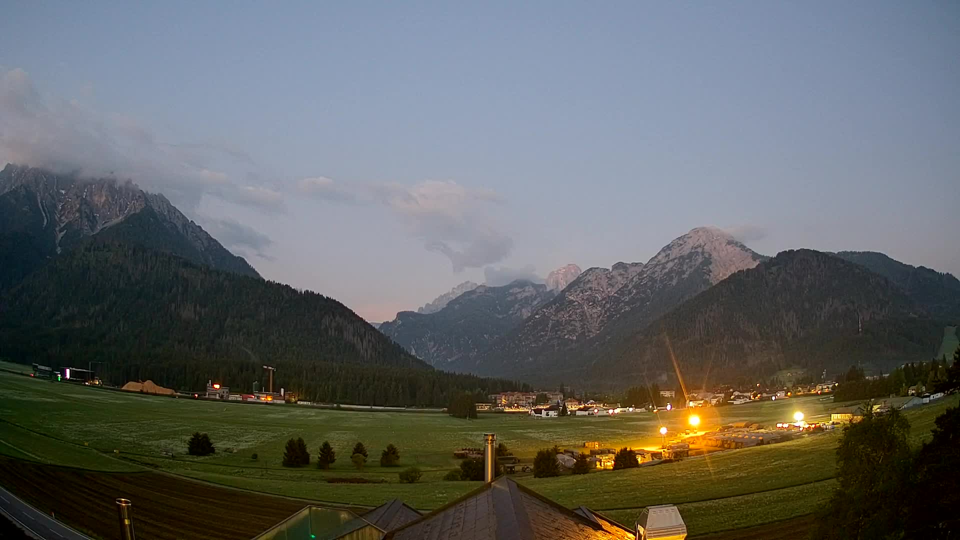 Webcam Toblach Dolomites – View from Hotel Rosengarten