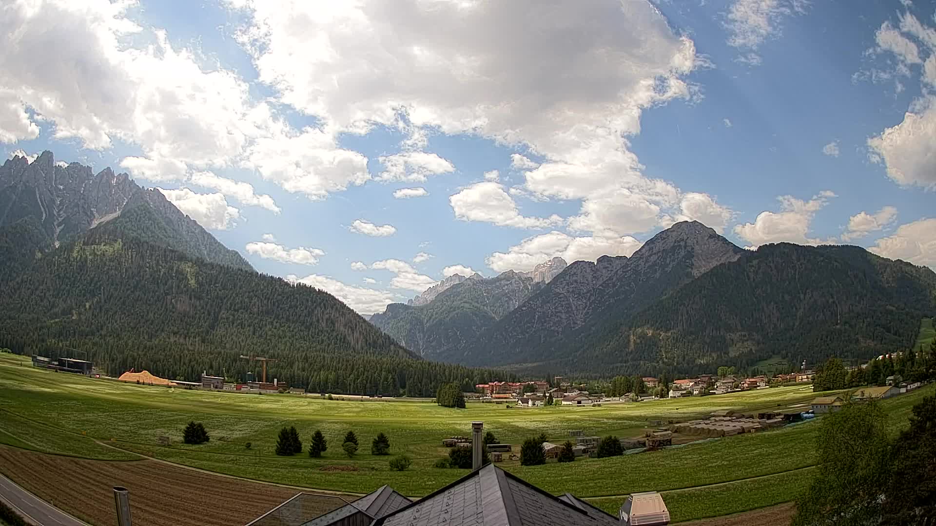 Webcam Dobbiaco Dolomiti – Vista dall’Hotel Rosengarten