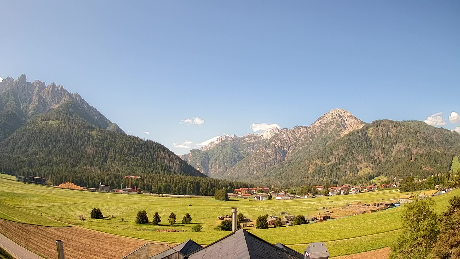 Webcam Toblach Dolomites – View from Hotel Rosengarten