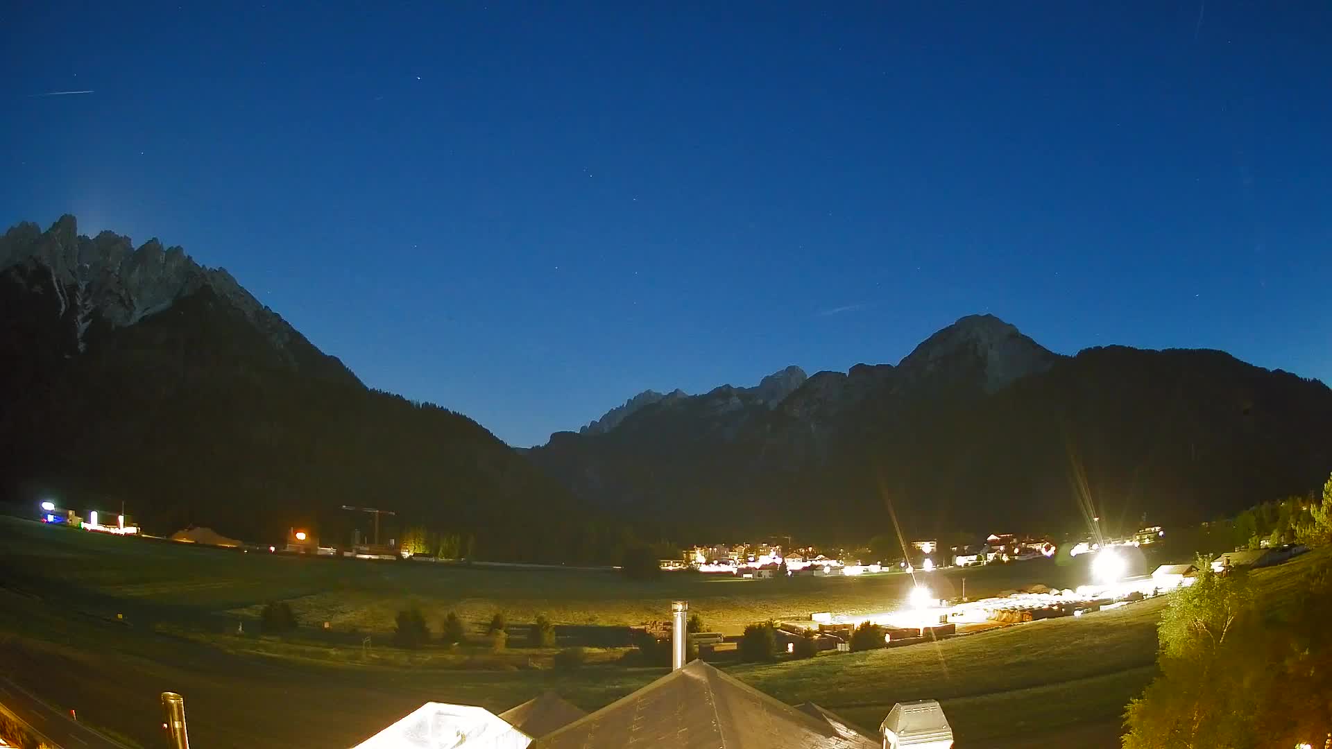 Webcam Toblach Dolomites – View from Hotel Rosengarten
