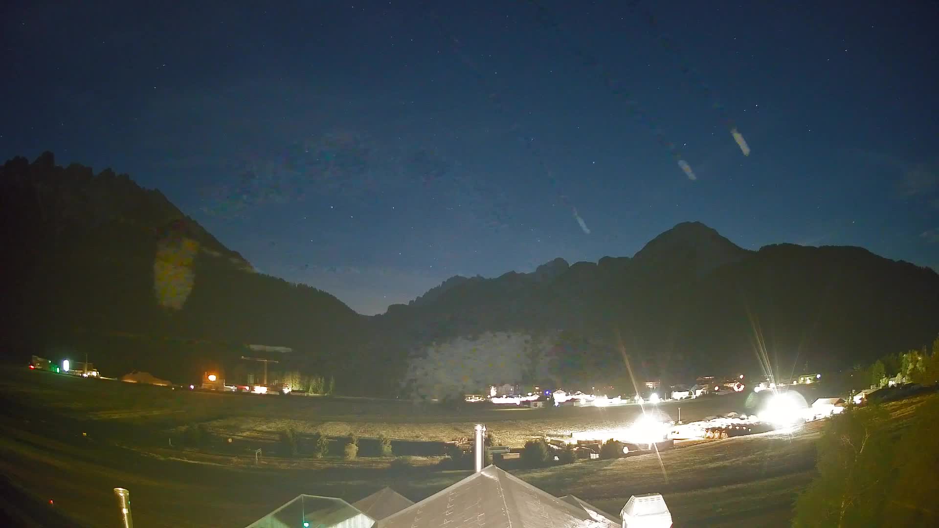 Web kamera Toblach Dolomiti – Pogled s Hotela Rosengarten