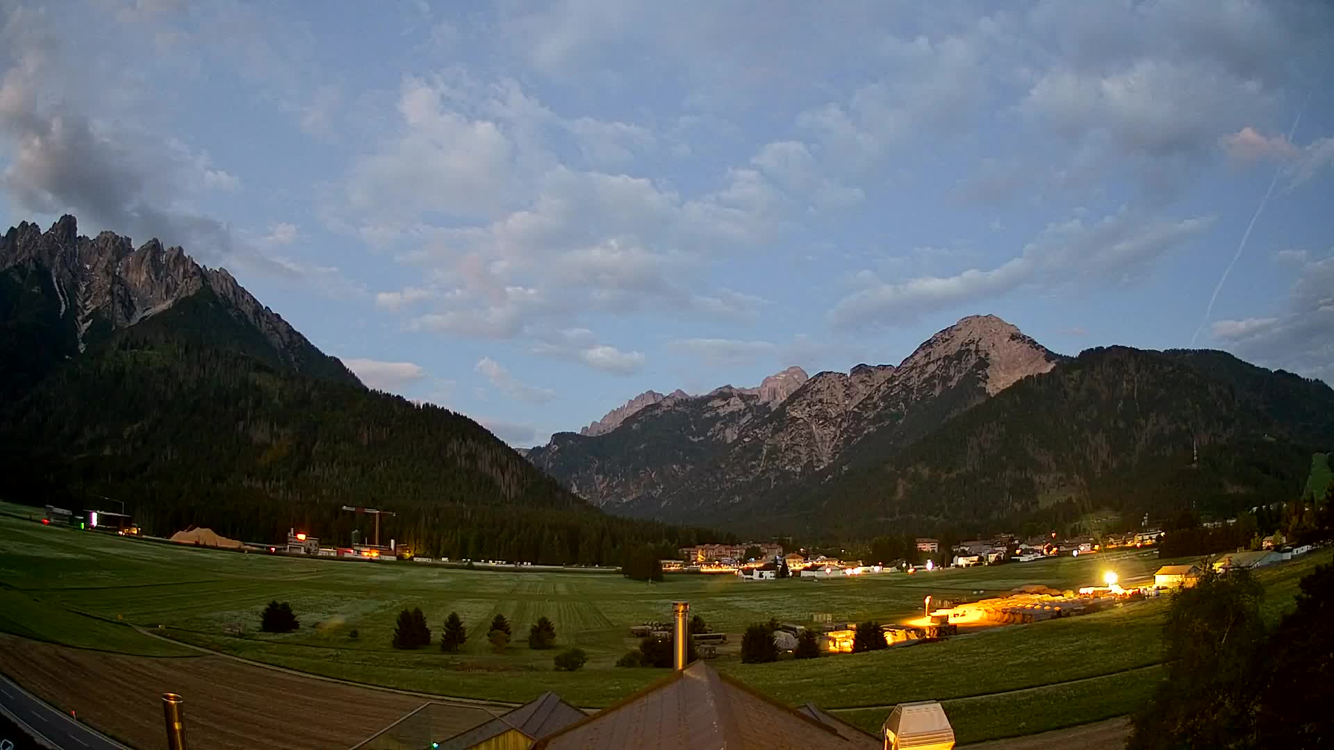Webcam Toblach Dolomites – View from Hotel Rosengarten