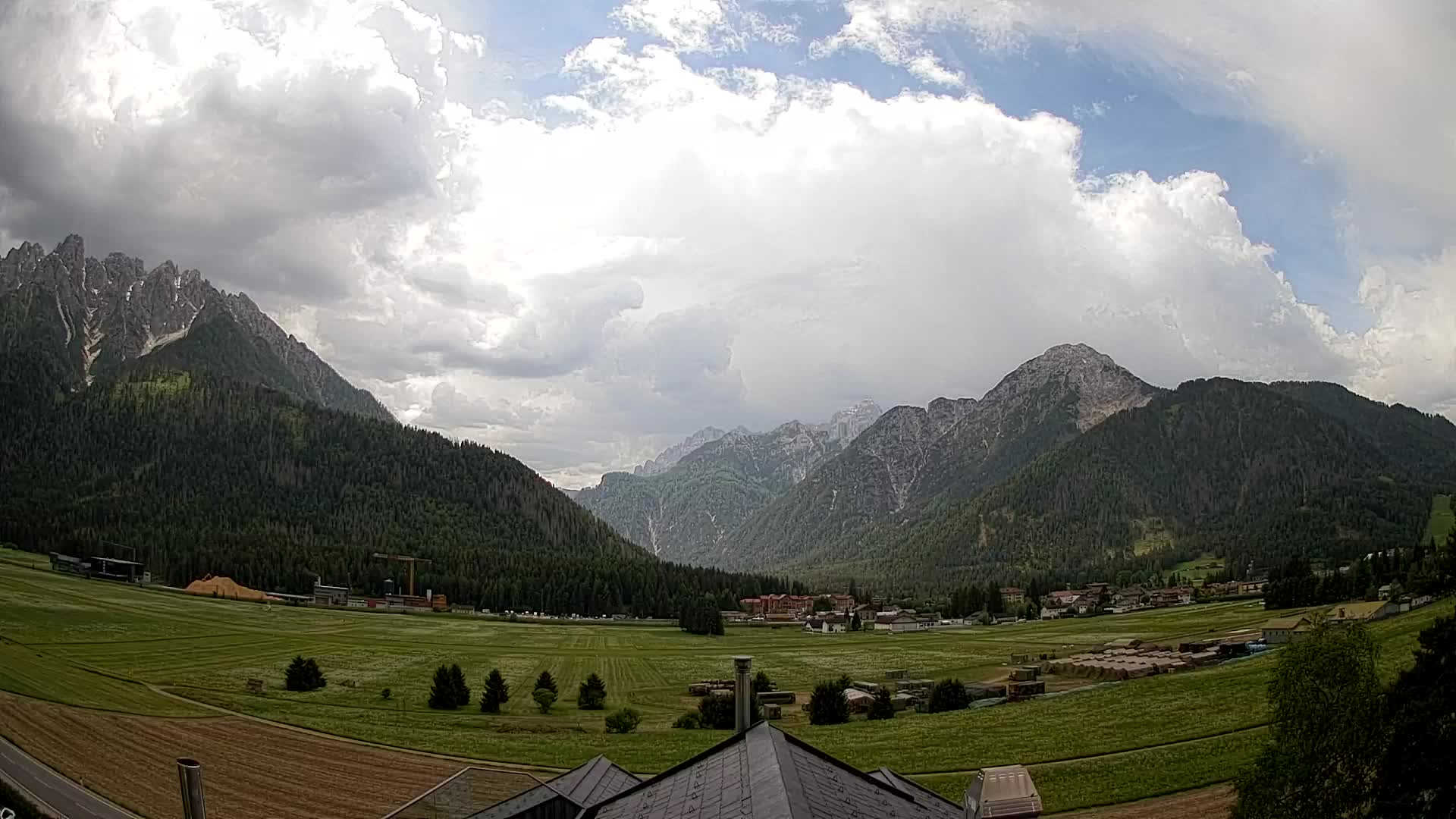 Webcam Dobbiaco Dolomiti – Vista dall’Hotel Rosengarten