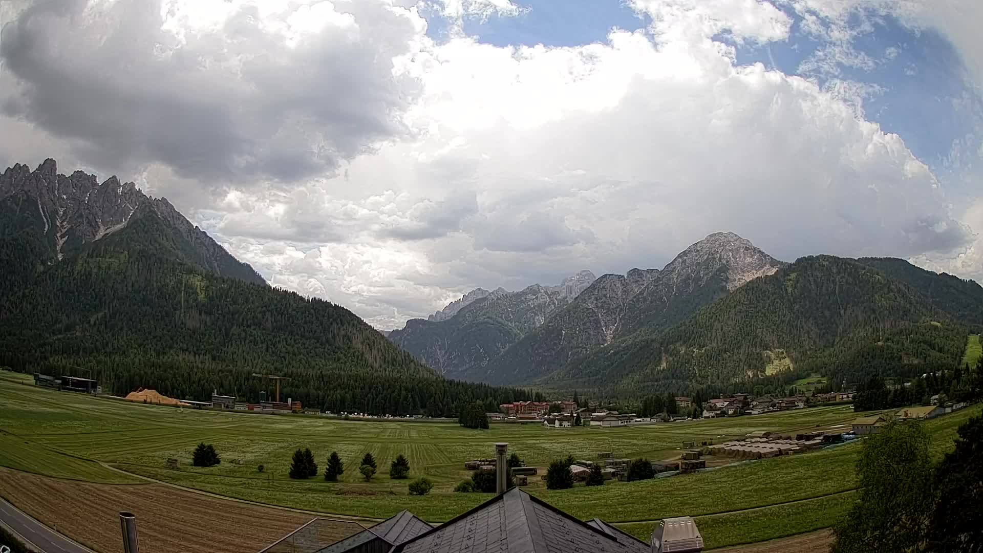 Webcam Dobbiaco Dolomiti – Vista dall’Hotel Rosengarten