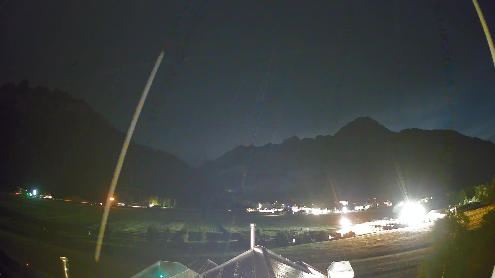 Web kamera Toblach Dolomiti – Pogled s Hotela Rosengarten