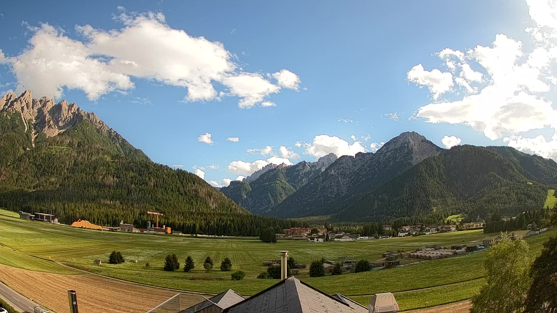 Webcam Dobbiaco Dolomiti – Vista dall’Hotel Rosengarten