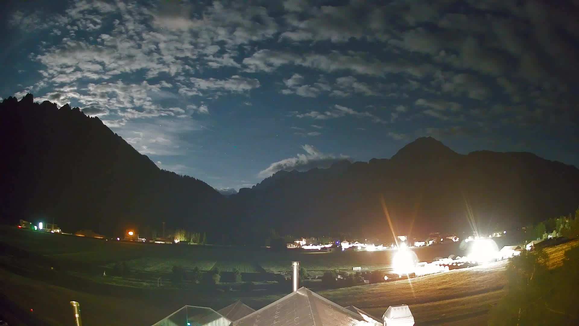 Webcam Toblach Dolomites – View from Hotel Rosengarten