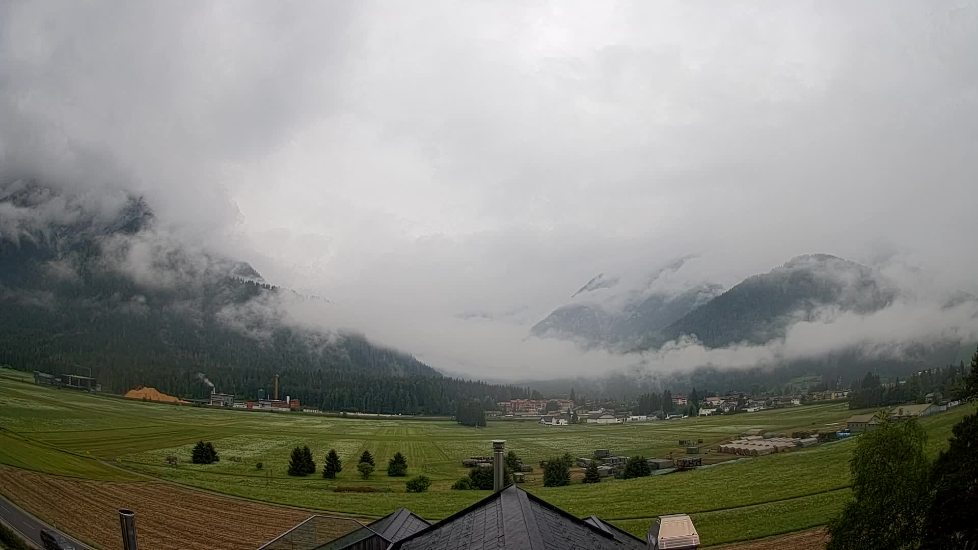 Webcam Toblach Dolomites – View from Hotel Rosengarten