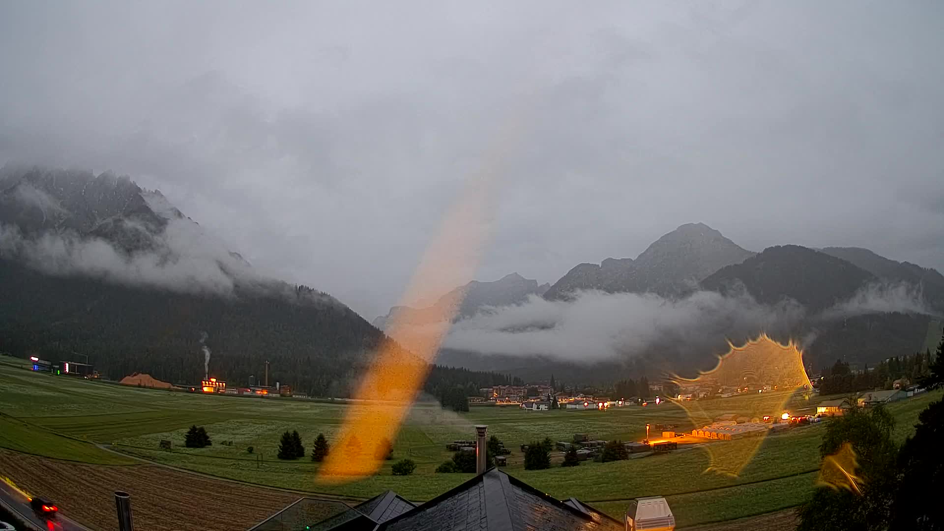 Spletna kamera Toblach Dolomiti – Pogled iz hotela Rosengarten