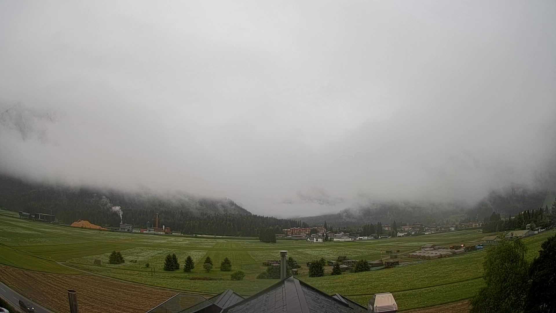 Web kamera Toblach Dolomiti – Pogled s Hotela Rosengarten