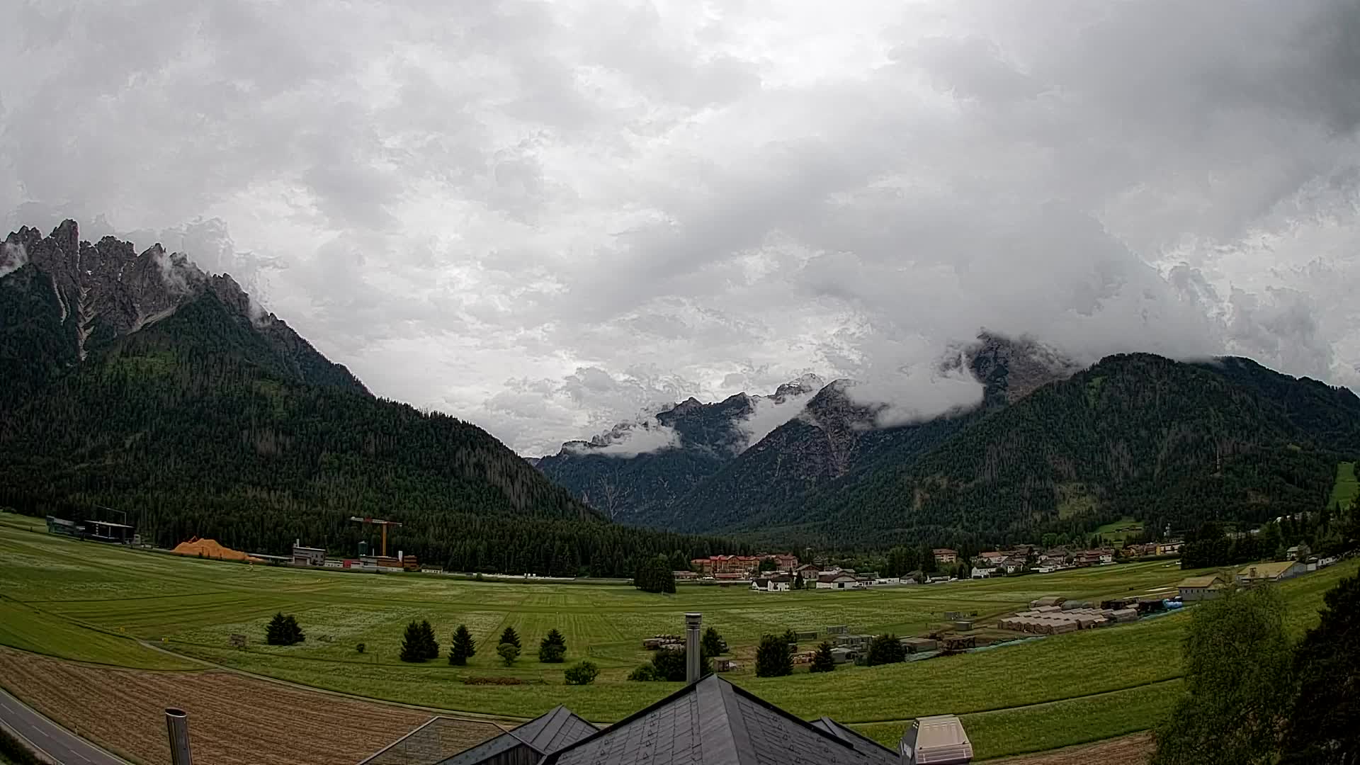 Webcam Toblach Dolomites – View from Hotel Rosengarten