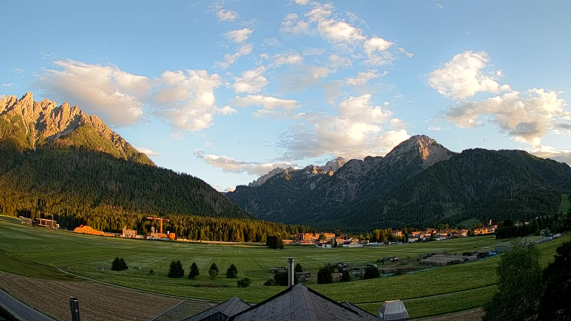 Webcam Dobbiaco Dolomiti – Vista dall’Hotel Rosengarten