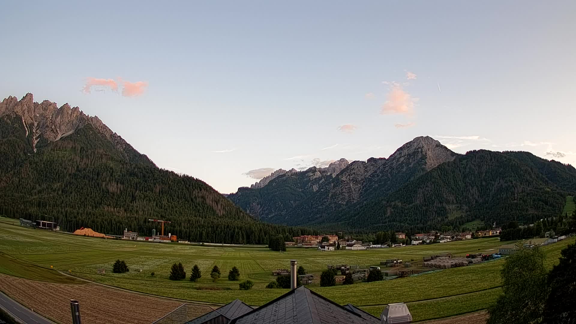 Webcam Toblach Dolomites – View from Hotel Rosengarten