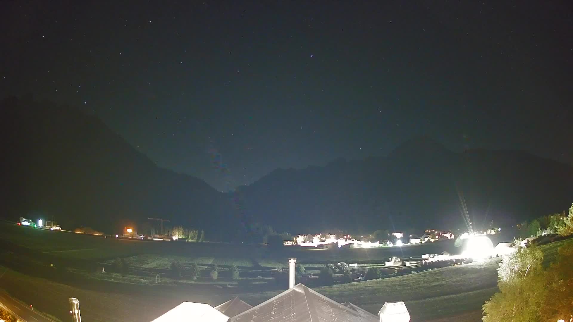 Web kamera Toblach Dolomiti – Pogled s Hotela Rosengarten