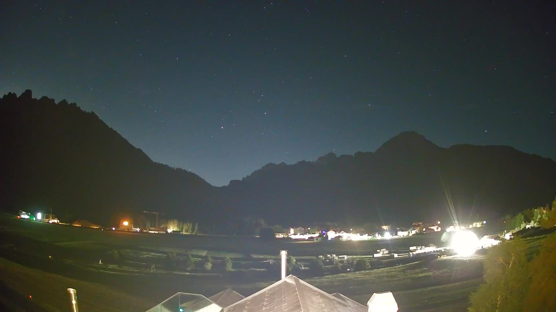 Webcam Toblach Dolomites – View from Hotel Rosengarten
