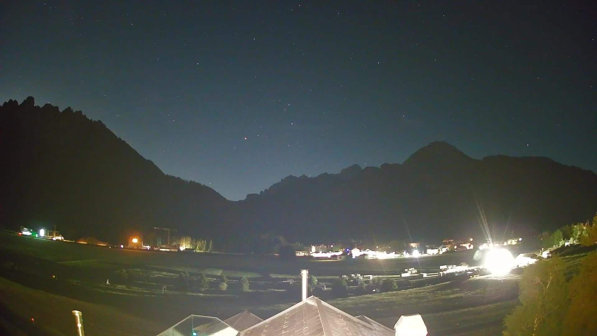 Webcam Toblach Dolomites – View from Hotel Rosengarten