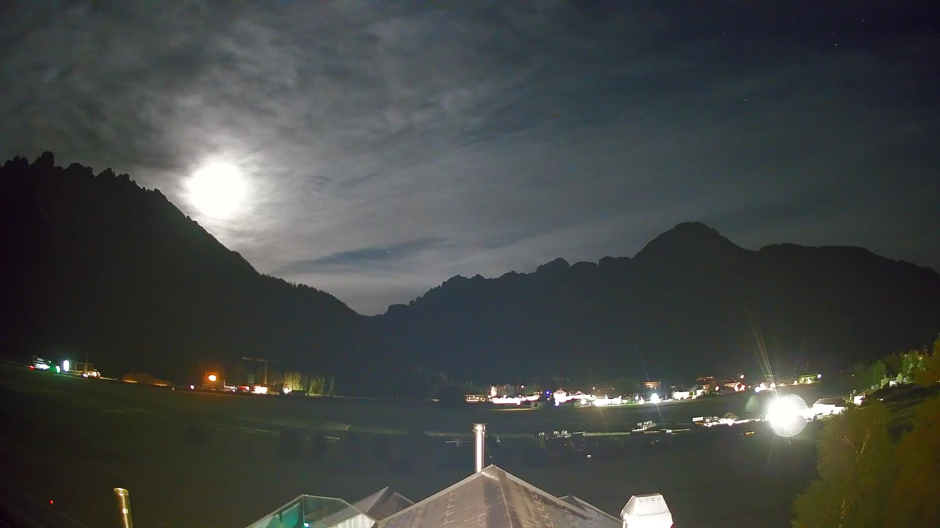 Webcam Toblach Dolomites – View from Hotel Rosengarten