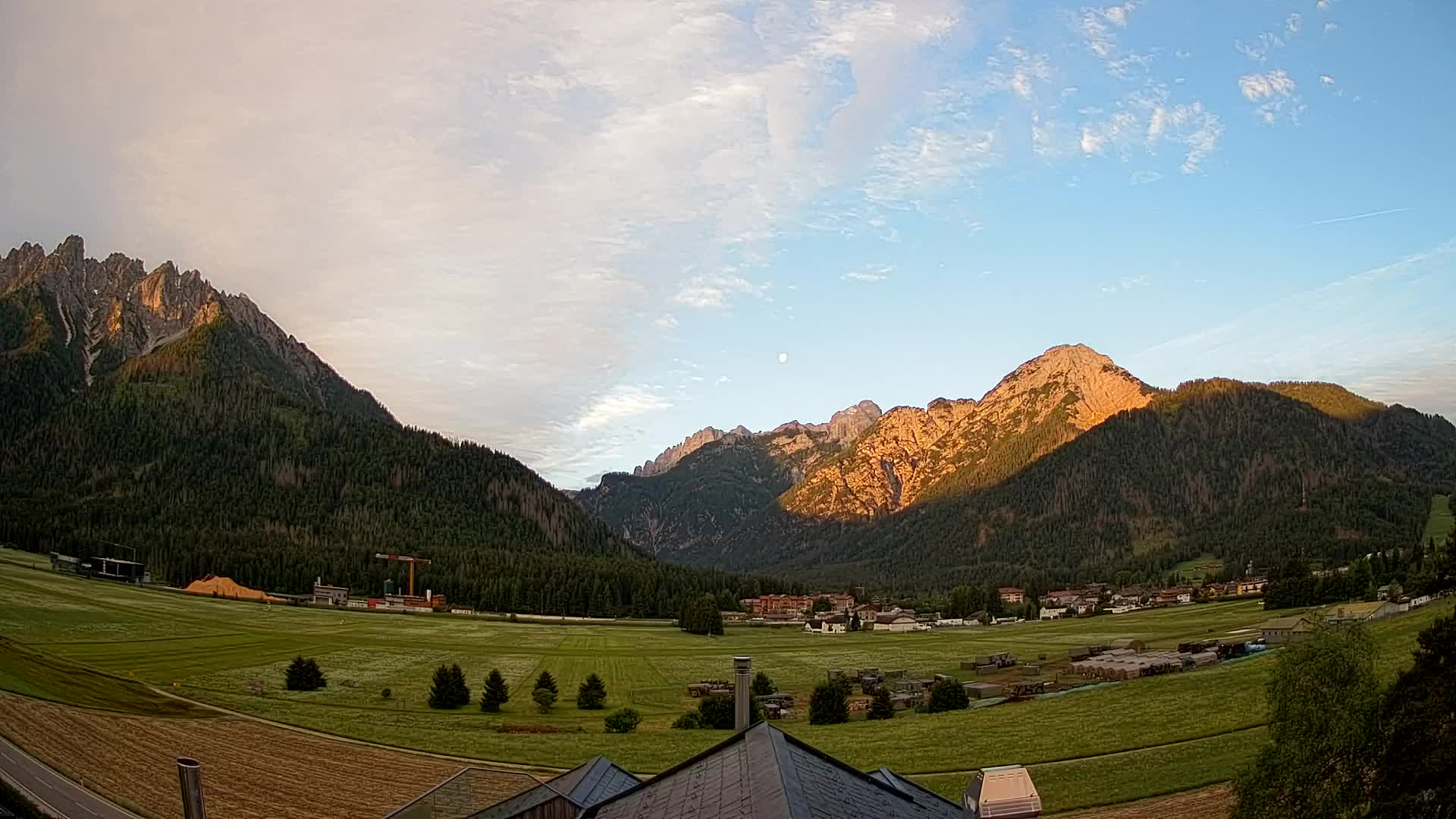 Webcam Toblach Dolomites – View from Hotel Rosengarten