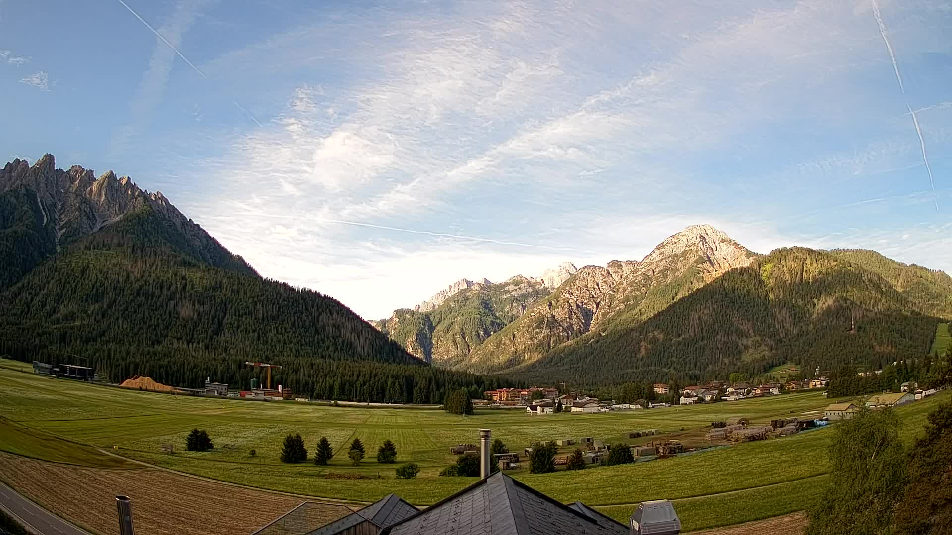 Webcam Toblach Dolomites – View from Hotel Rosengarten
