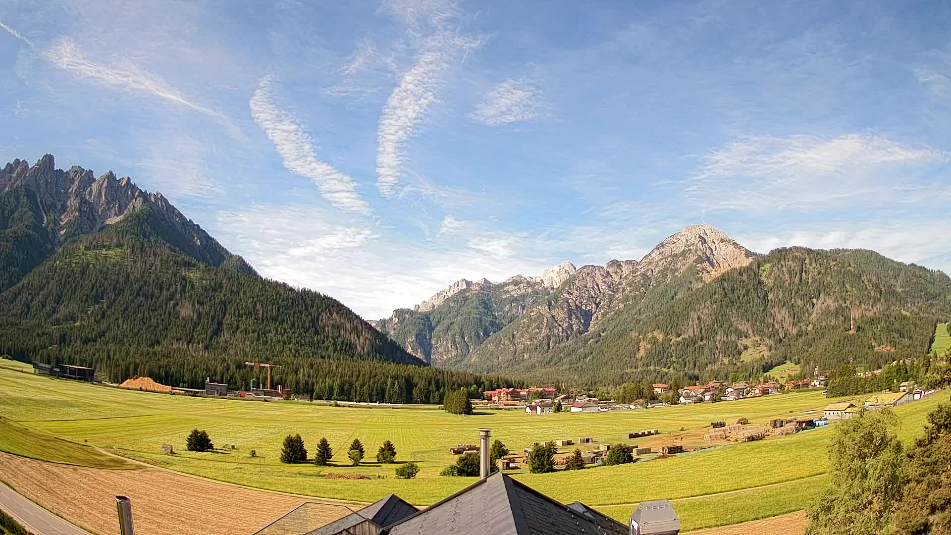 Webcam Toblach Dolomites – View from Hotel Rosengarten