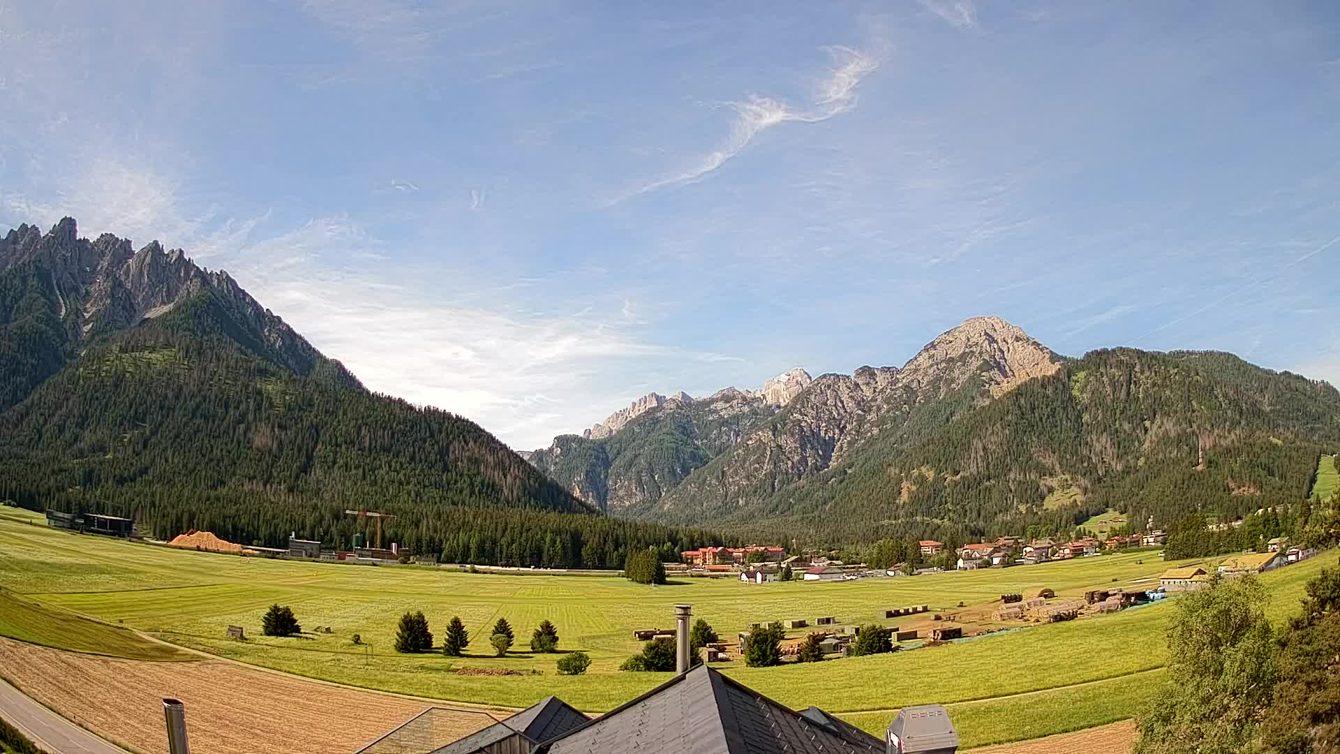 Webcam Toblach Dolomites – View from Hotel Rosengarten