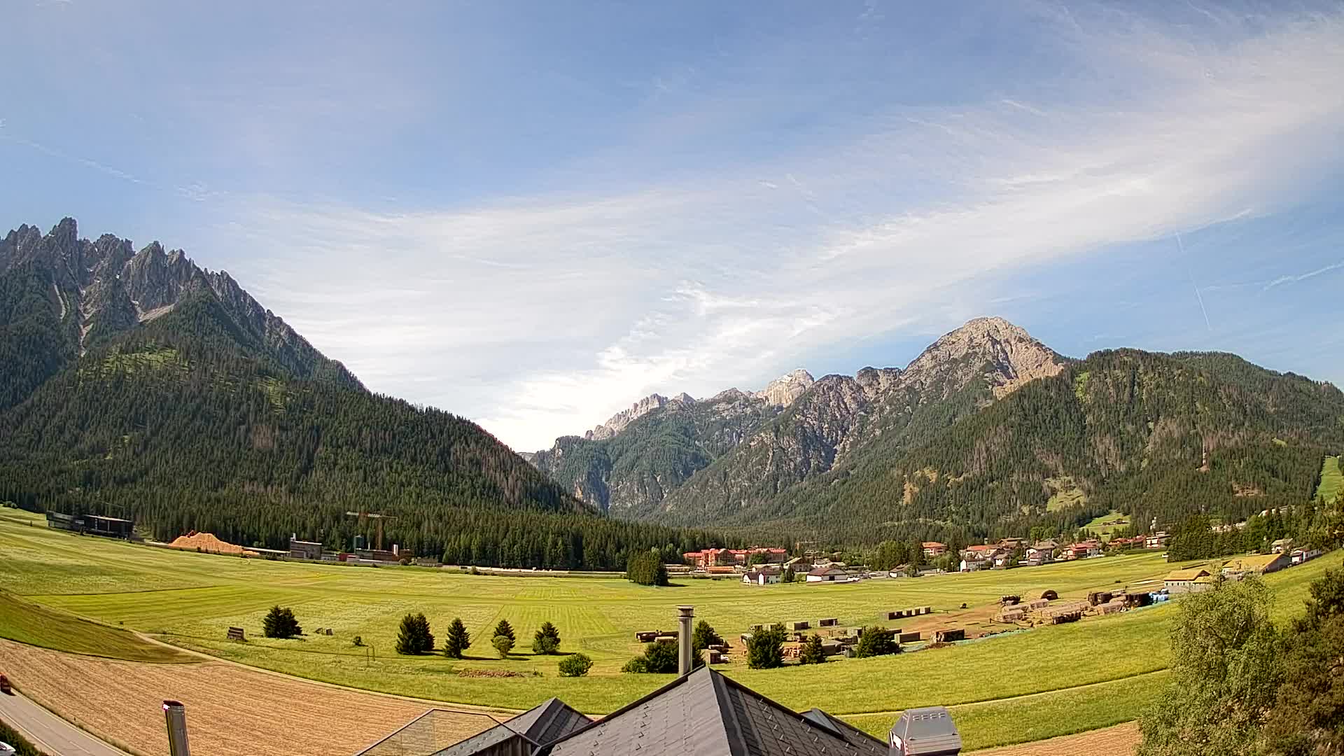 Webcam Toblach Dolomites – View from Hotel Rosengarten