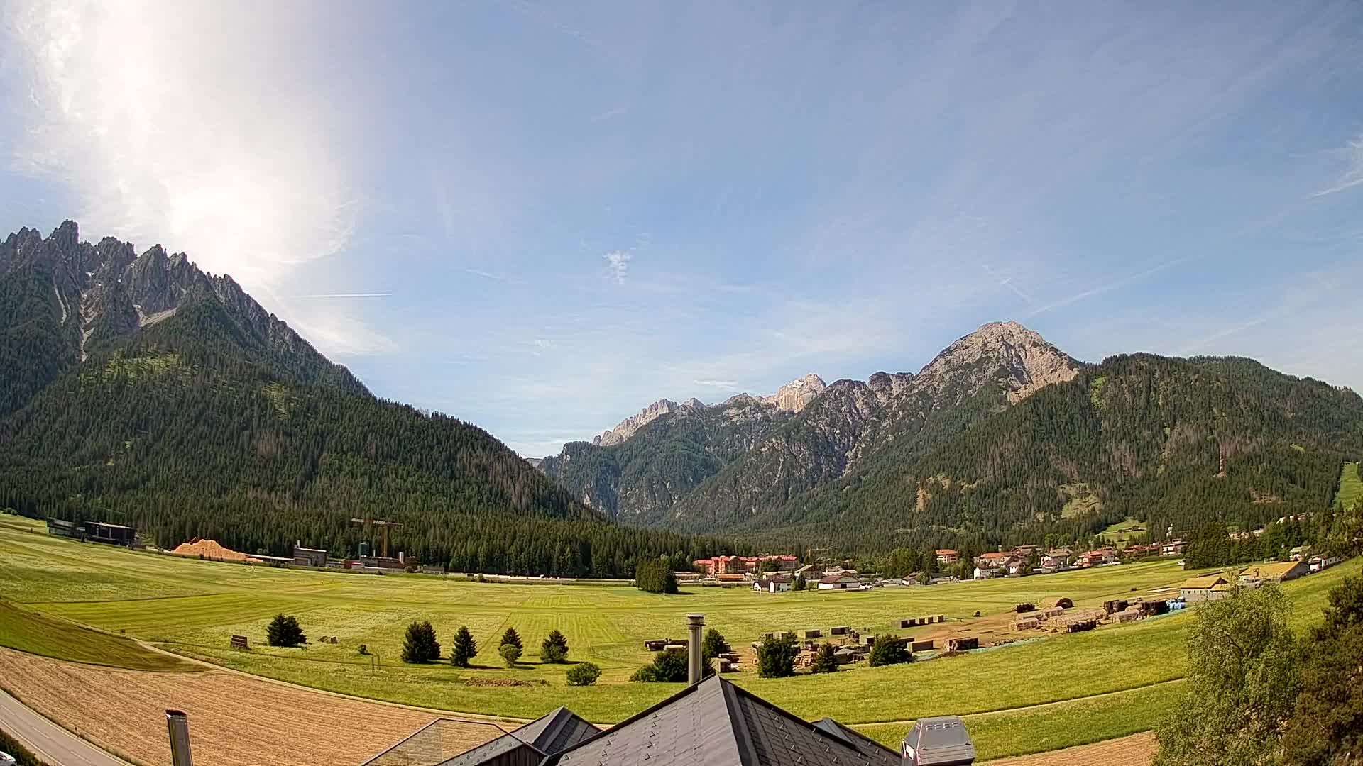 Webcam Toblach Dolomites – View from Hotel Rosengarten