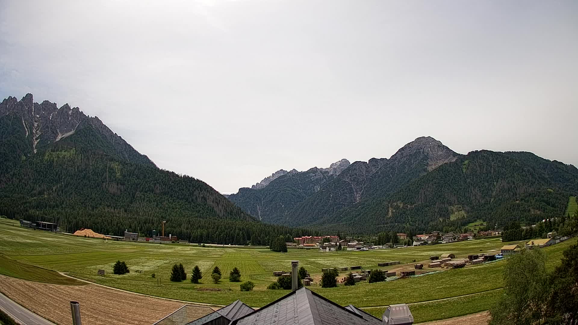 Webcam Toblach Dolomites – View from Hotel Rosengarten