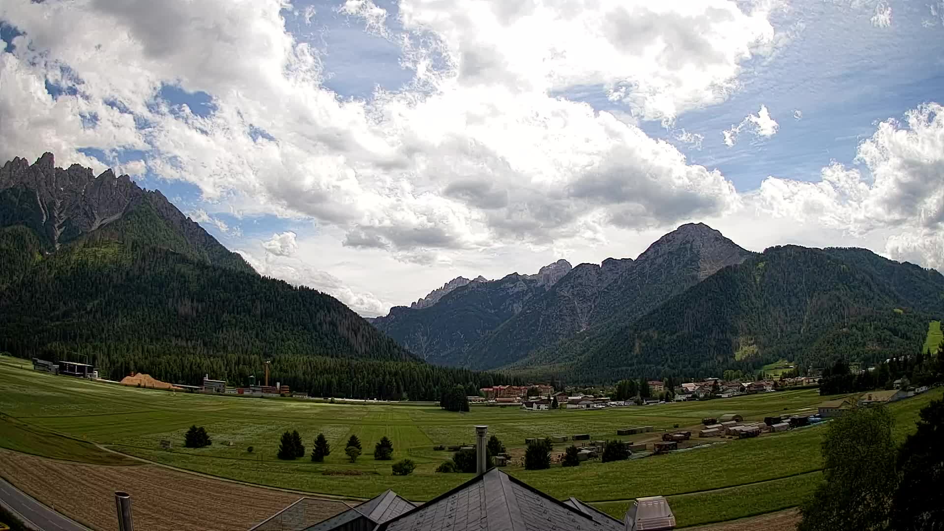 Webcam Dobbiaco Dolomiti – Vista dall’Hotel Rosengarten