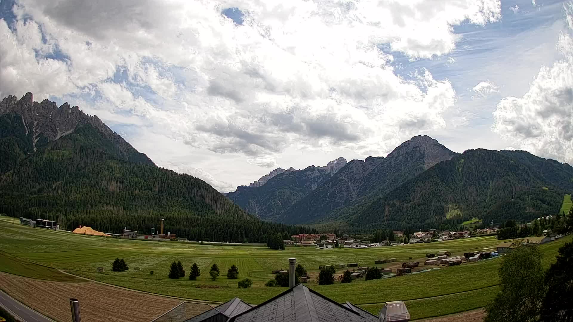 Webcam Dobbiaco Dolomiti – Vista dall’Hotel Rosengarten