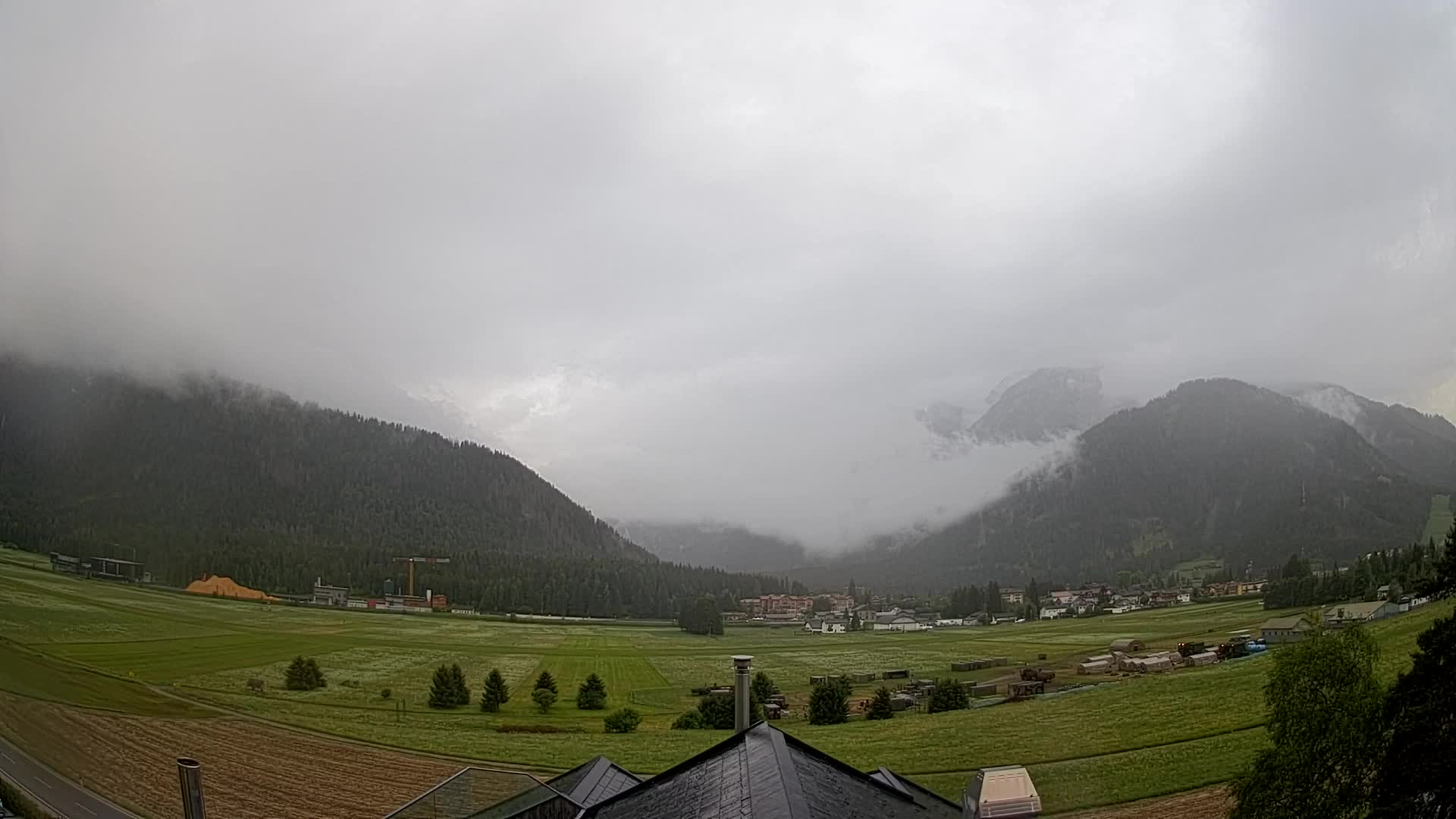 Webcam Toblach Dolomites – View from Hotel Rosengarten