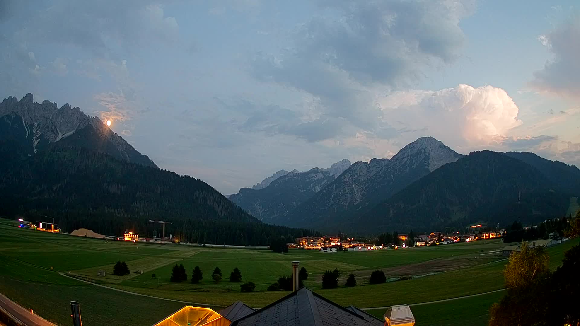 Webcam Toblach Dolomites – View from Hotel Rosengarten