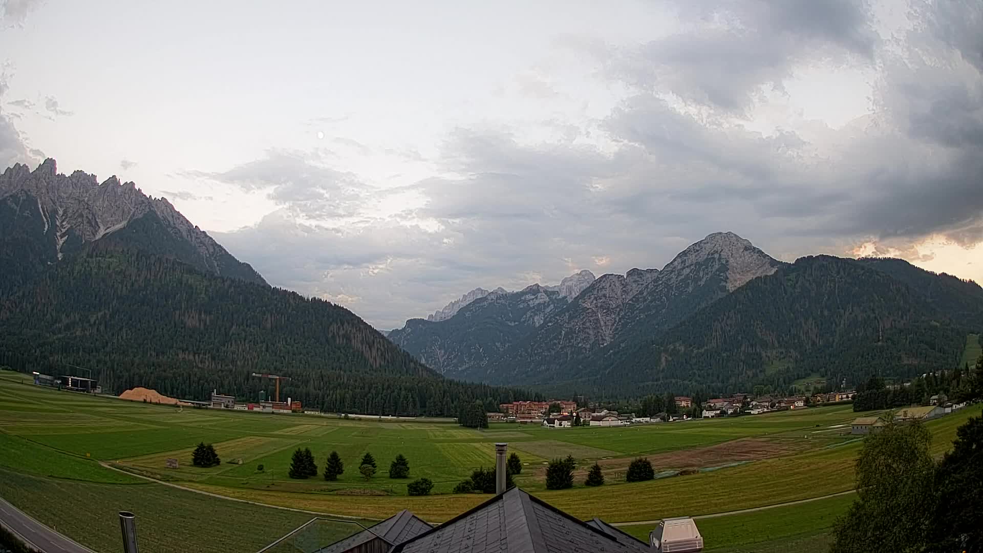 Webcam Dobbiaco Dolomiti – Vista dall’Hotel Rosengarten