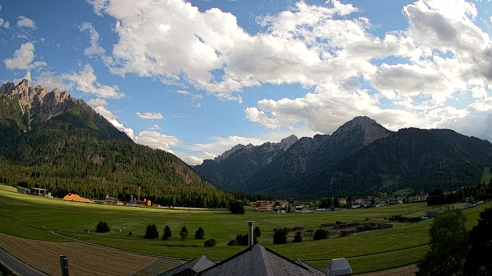 Webcam Dobbiaco Dolomiti – Vista dall’Hotel Rosengarten