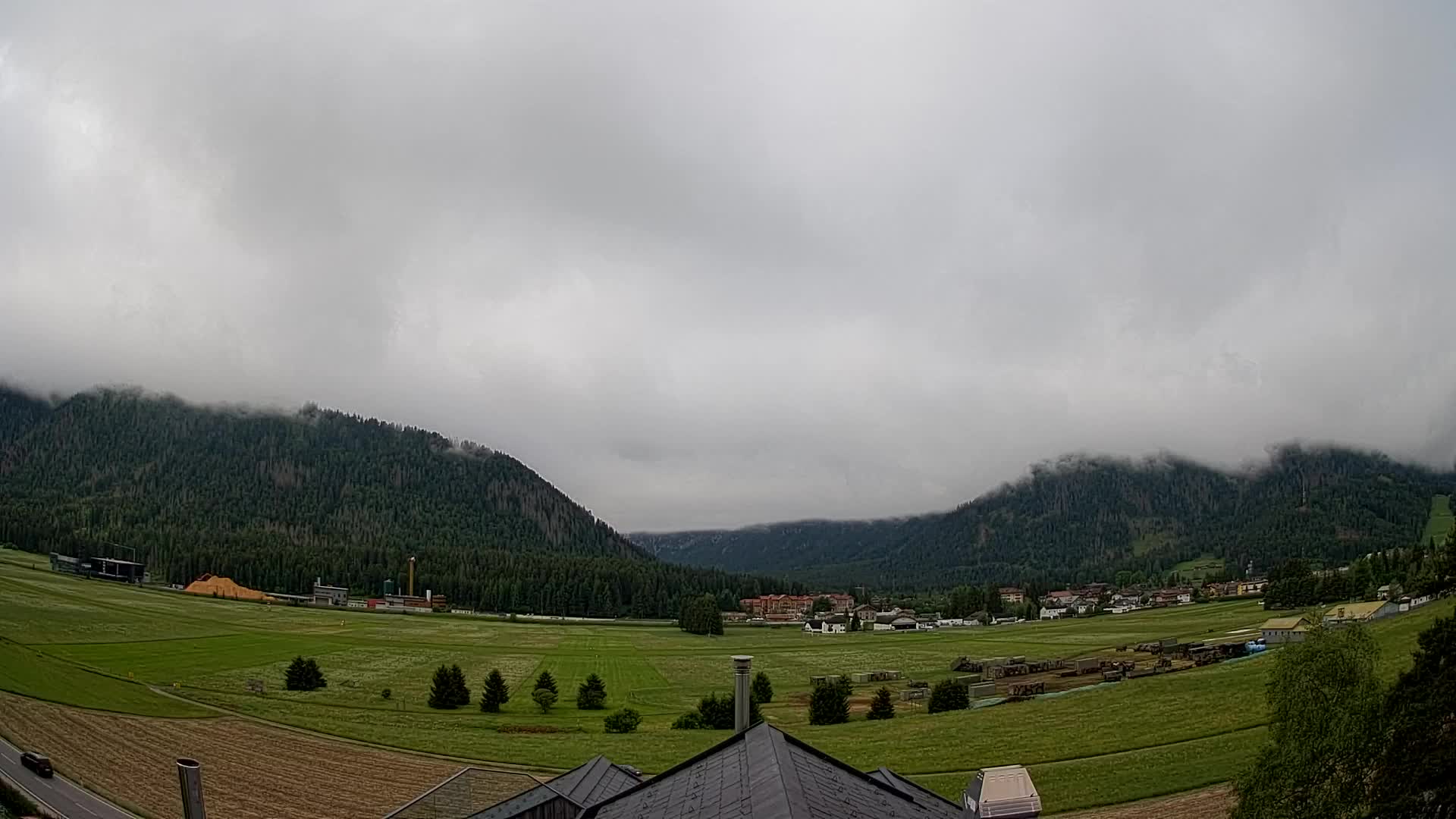 Webcam Toblach Dolomites – View from Hotel Rosengarten